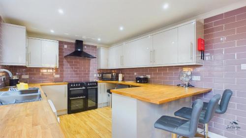 Totland Bay House | Dartmouth House