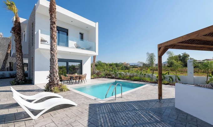 Petaloudes Villa | Davlakos Apartment Rea 1