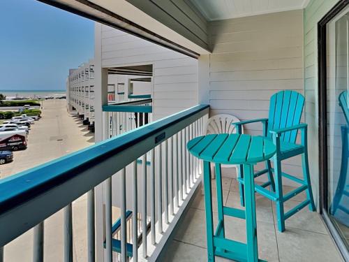 Galveston Apartment | Daybreak at the Beach