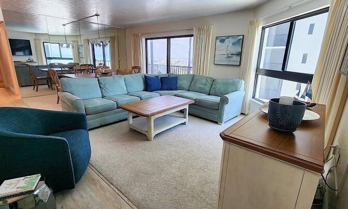 South Island Condo | Daydreaming of a getaway with beach days, dips in the pool, local dining and.