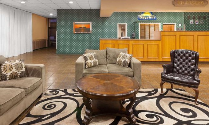 McComb Hotel | Days Inn by Wyndham McComb MS
