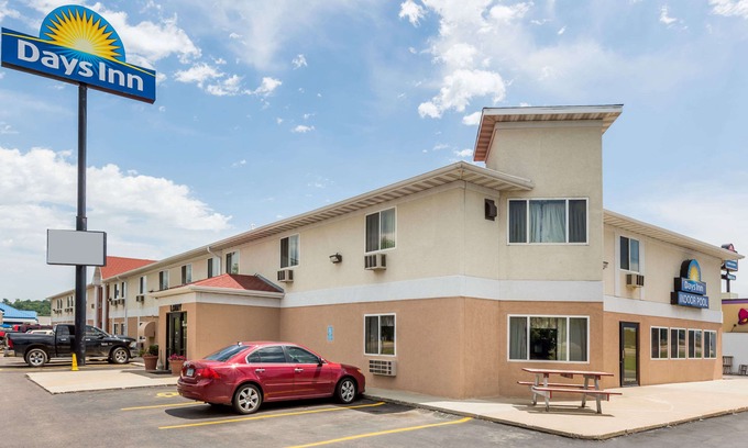 Sioux City Hotel | Days Inn by Wyndham Sioux City