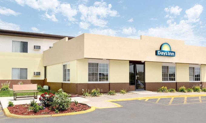 Newton Hotel | Days Inn by Wyndham Newton