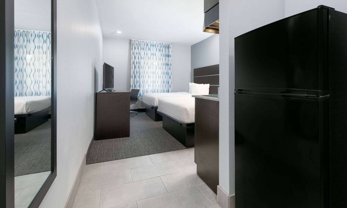 Zachary Hotel | Days Inn by Wyndham Zachary LA