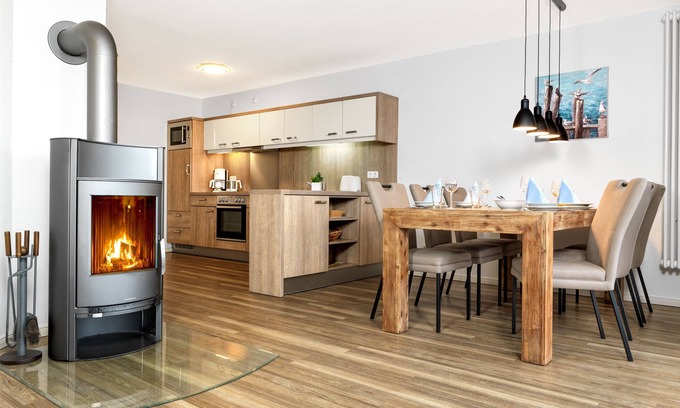 Insel Poel Apartment | Apt. Strandkrabbe - Luxury vacation with harbor views!