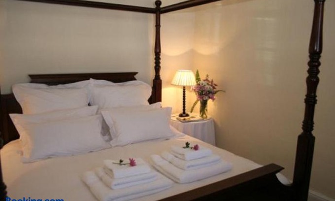 Graaff-Reinet Apartment | De Kothuize 16