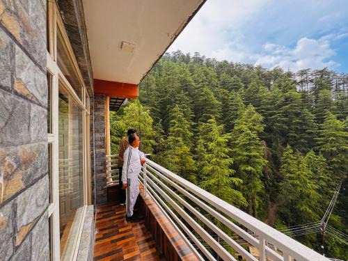New Shimla Hotel | Decent Stays