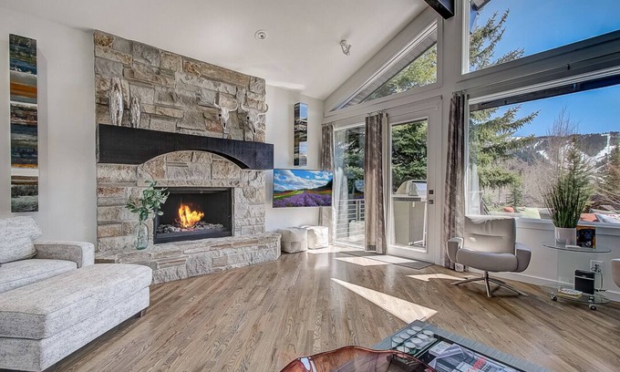 Deer Valley House | Deer Valley Private Home, Mountain Modern, Private Hot Tub, Wonderful Gathering Spaces and Views