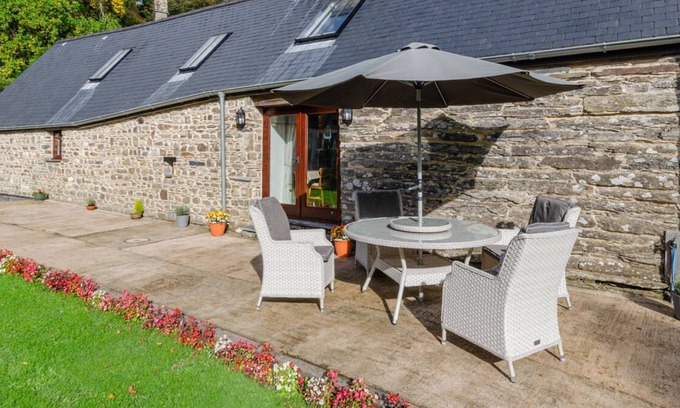 Lanwrin House | Degwm in Machynlleth