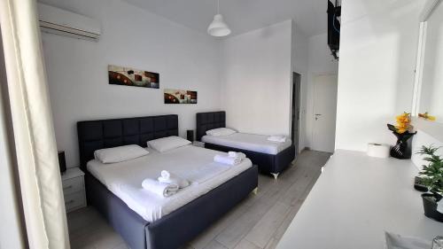 Sarande Hotel | Deka-X Rooms