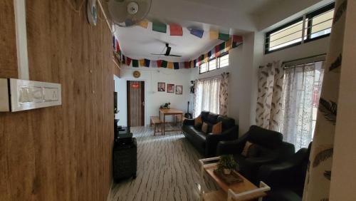 Sualkuchi Apartment | Dekachang Homestay