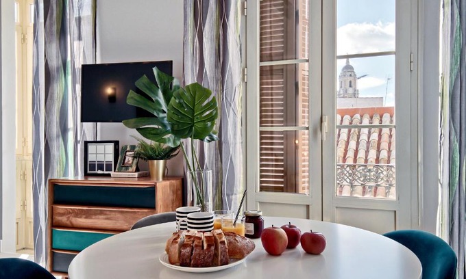 La Merced Apartment | Del Parque Flats - Alamos