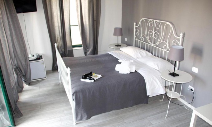 Borgo-Sanzio House | Del Toscano Home