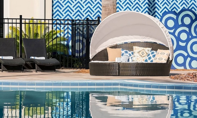 New Town House | Delight In The Florida Sun! 3 Gorgeous Units In Sun Soaked Key West, Onsite Pool