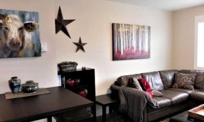 Sidney Apartment | Delightful Sidney Apartment Close to Downtown Sidney