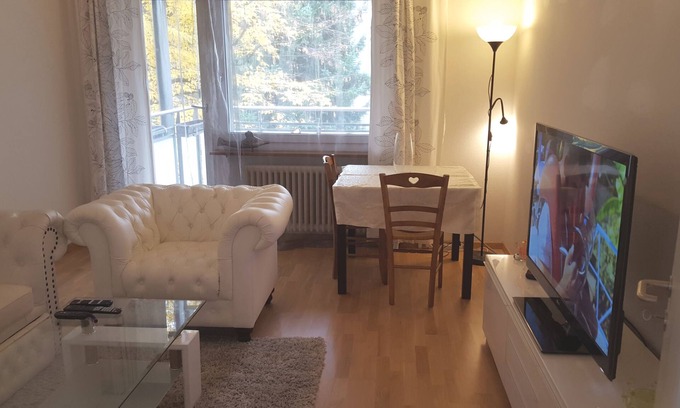 Wiedikon Apartment | Delightfully presented large 1bed central apartment, chic and modern.