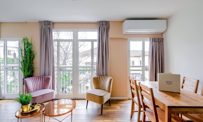 Tel Aviv City Center Apartment | Deluxe Apartment in the heart of Tel Aviv