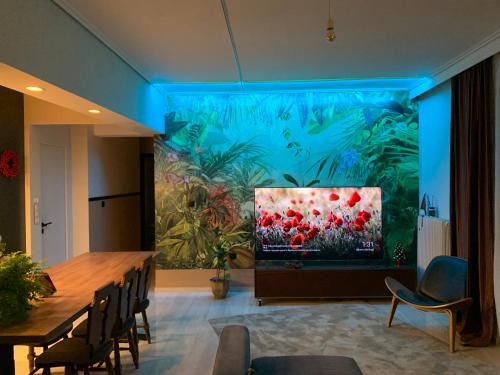 Koukaki Apartment | Deluxe apartment near Acropolis with Jacuzzi, next to metro