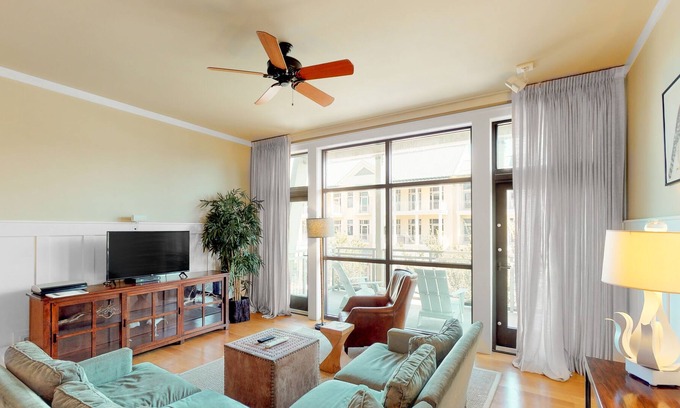 Port St. Joe Condo | Deluxe Condo by the Bay w/ Free WiFi, Central A/C, a Shared Pool, & Beach Access