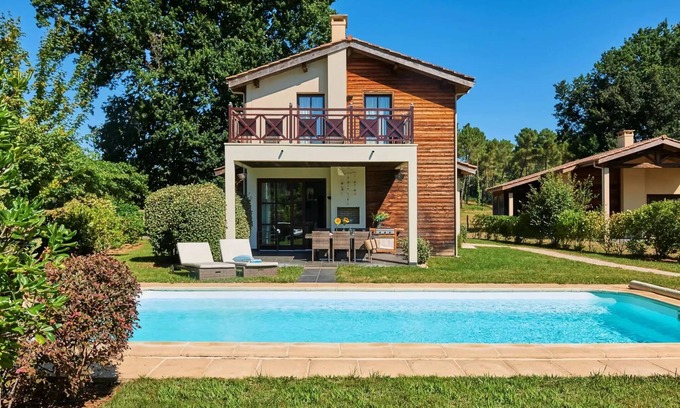 Salles Villa | Deluxe detached villa, 2 bathrooms, private pool, sleeps 6