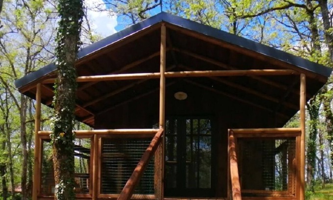Saint-Cirq-Lapopie Cabin | DELUXE DUO CABIN ON PILOTS 1