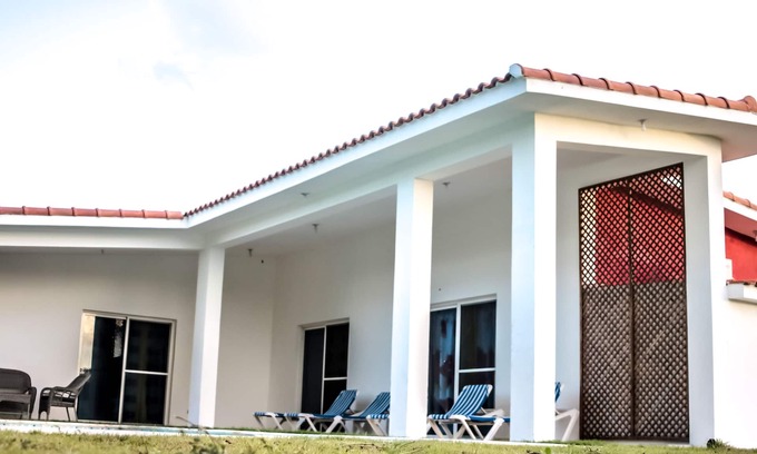 Boca Chica Villa | Deluxe King Room In Villa With Pool Near Beaches