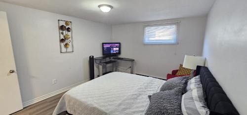Saint John Hotel | Deluxe Room in a Cozy Apt