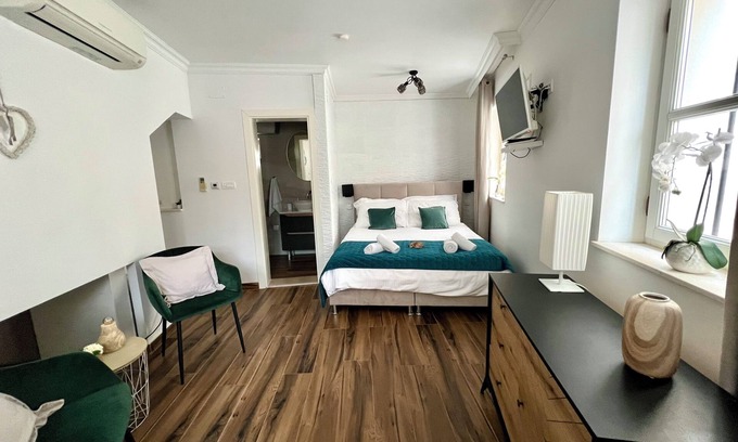 Split Villa | Deluxe soba s queen size krevetom