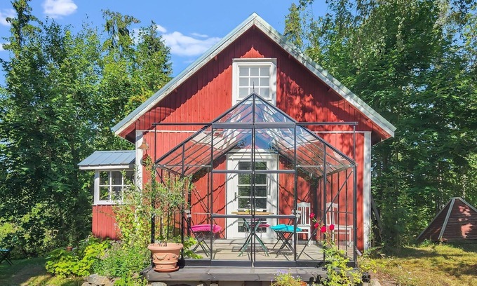 Pargas House | Den Lilla Röda Stugan by Interhome