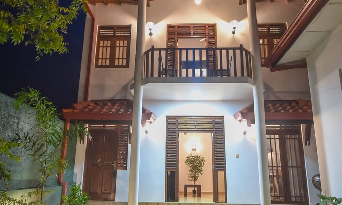 Mount Lavinia House | Dennislandvilla-Aurora