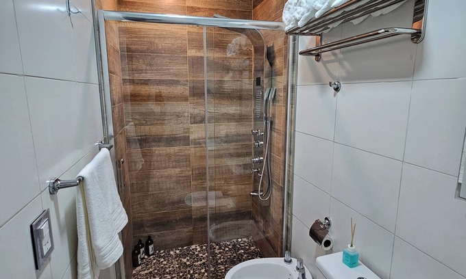 Mendoza City Center Apartment | Departamento Premium, con Ducha Hidromasajes. Centro de Mendoza