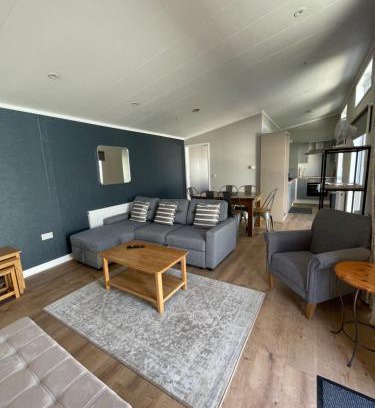 Aberystwyth Resort | Derw View Green Lodge