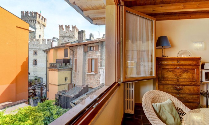 Sirmione Apartment | DesenzanoLoft Never Say Never