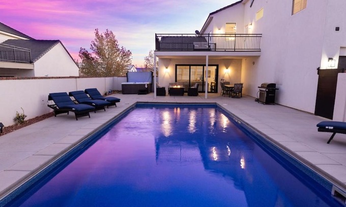 Hurricane House | Desert Pearl at Elim Valley Resort 4299 Private Pool, Hot Tub, Spacious Living room, and More