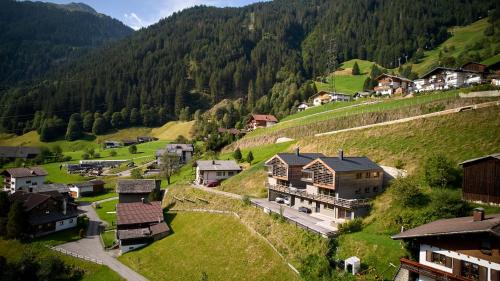 Gaschurn Apartment | DESIGN-CHALETS by Pferd auf Wolke NEU