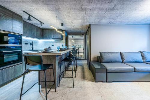 Santiago Apartment | Design Tech Comfort & Location