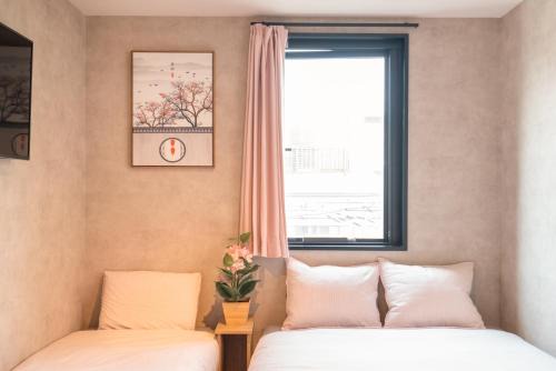 Hyakunincho Apartment | Designed apart ment Yamanote Line Shin-Okubo Sta 3 min walk