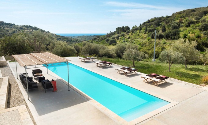 Avola Villa | Designer villa with pool near Noto, Sicily