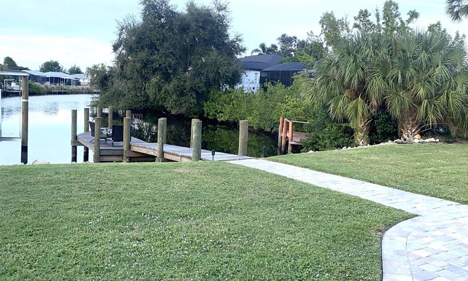 Nokomis House | Destination: True North