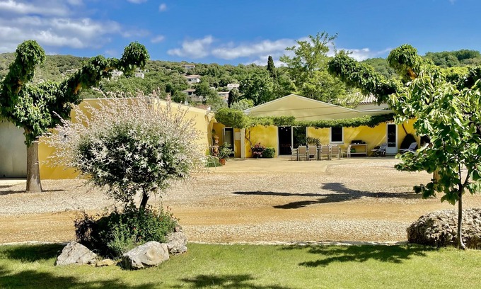 Saint-Martin-d'Ardeche House | Detached house 6/10 pers. Ardèche gorges.