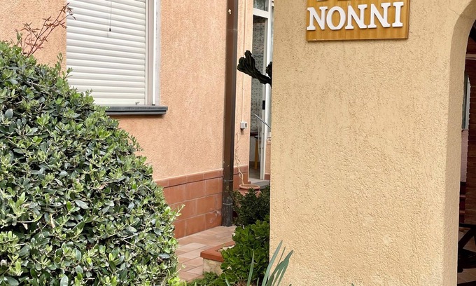 Camaiore House | Detached house with private entrance, 4 bedrooms, 2 bathrooms and indoor parking space