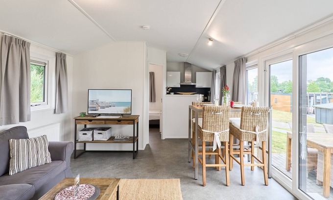 Suesel House | Detached vacation home Seeliebe on the lake with terrace
