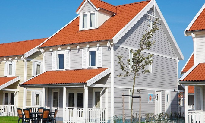 Bruinisse Villa | Detached villa for 6 persons with sauna