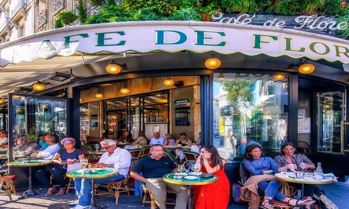 Saint-Germain-des-Pres Apartment | DEUX MAGOTS 280M2TRIPLEX BUILT ON REMAINING WALL OF 13TH CENT ABBAYE ST GERMAIN
