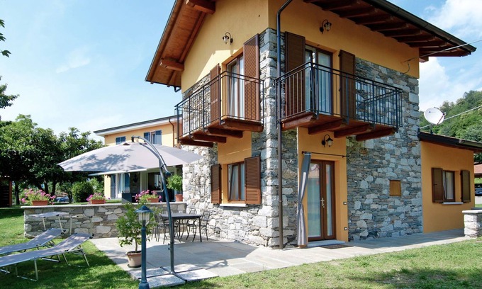Pettenasco House | di Pipot by Interhome