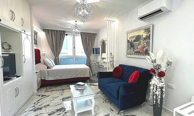 Athens City Centre Apartment | Diana's Suite Viewing the Acropolis