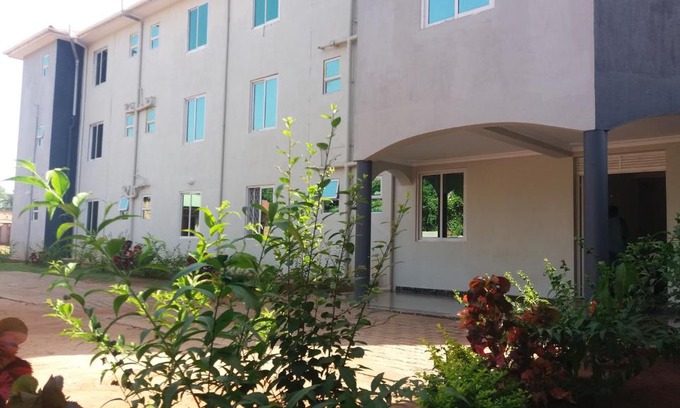 Gulu Hotel | Dich Comfort Hotel University Branch