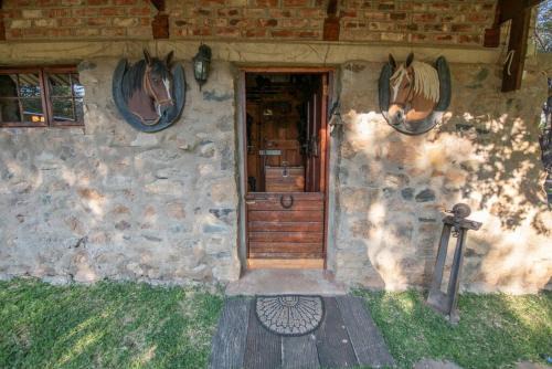 Vredefort Apartment | Die Kliphuis - Parys