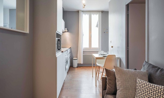 Perrache Apartment | DIFY Apt Seguin 1BR/4P - Perrache/Confluence