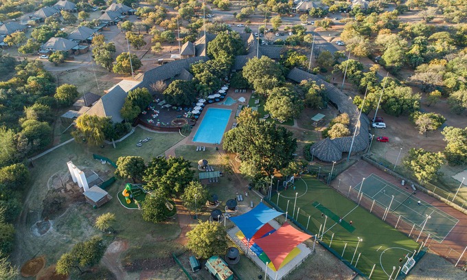Madibeng Apartment | Dikhololo